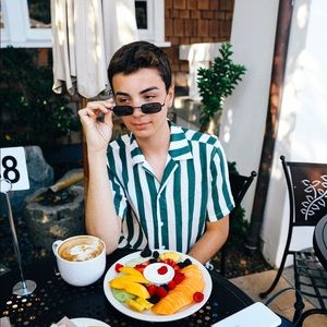 Meet your Posher, Nicholas